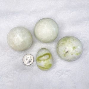 Bundle of Jade Spheres